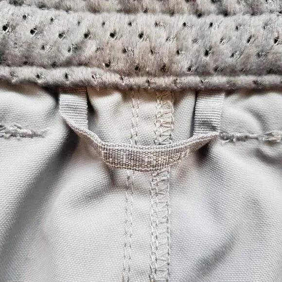 LL Bean Cargo Pants Mens XL Short Hiking Nylon Stretch Gray 40X30 Heavy Duty - Picture 6 of 14